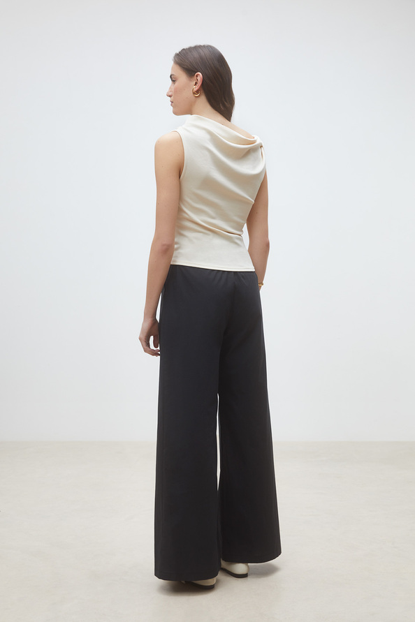 Jet Pantalon large noir uni Noir Suncoo