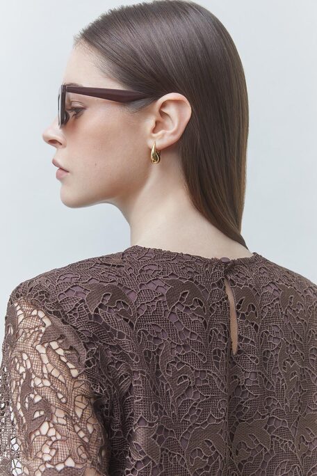 CHILL Robe courte en guipure Chocolat Suncoo