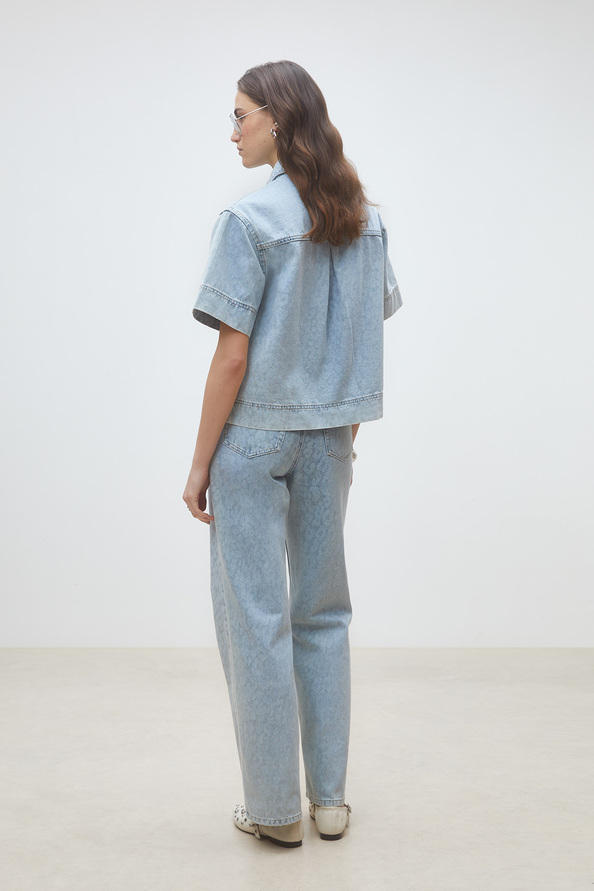 Ladji Blouse en denim motif l&eacute;opard Jeans clair Suncoo