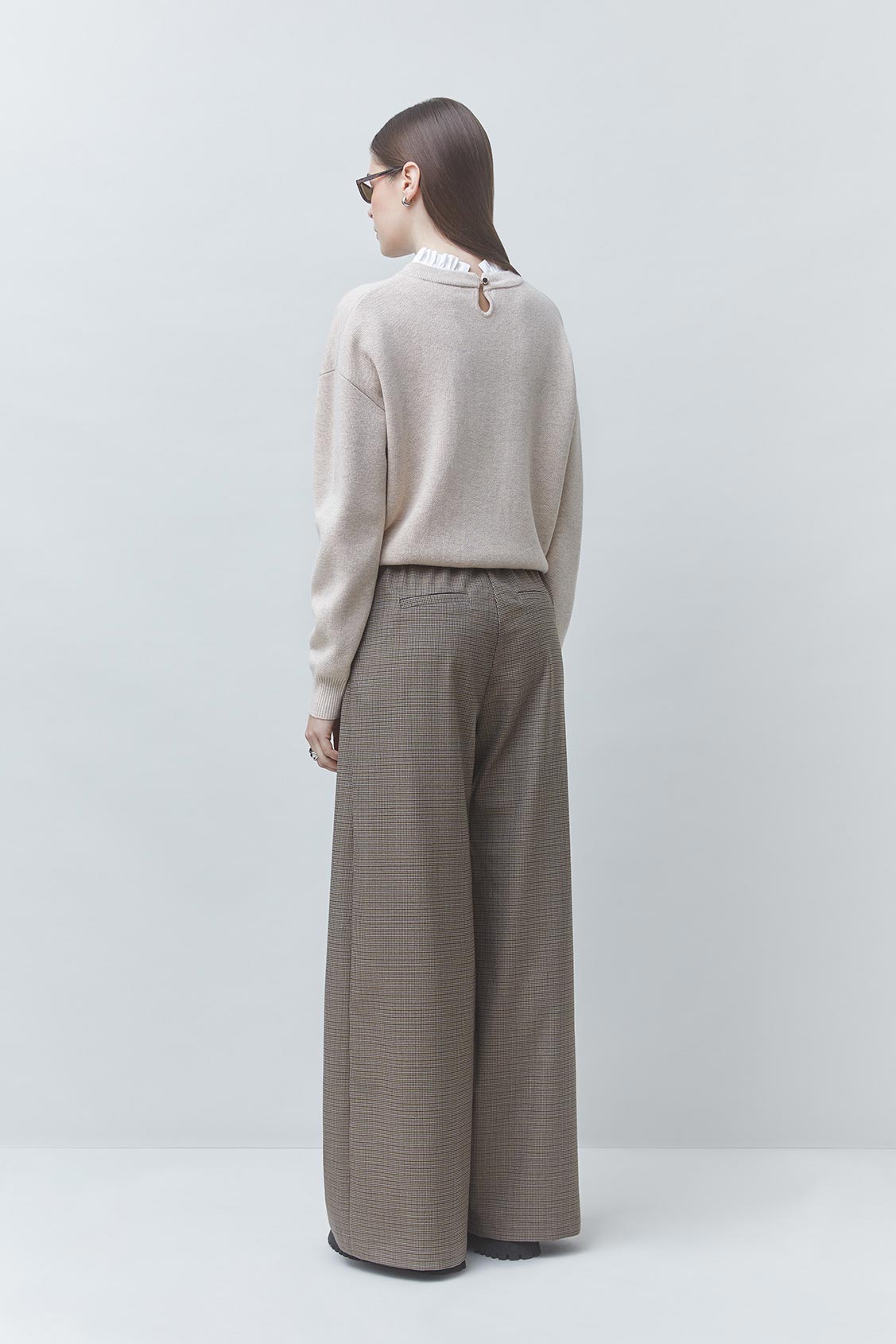 PACOLI Pull en laine beige d&eacute;tail col Beige Suncoo