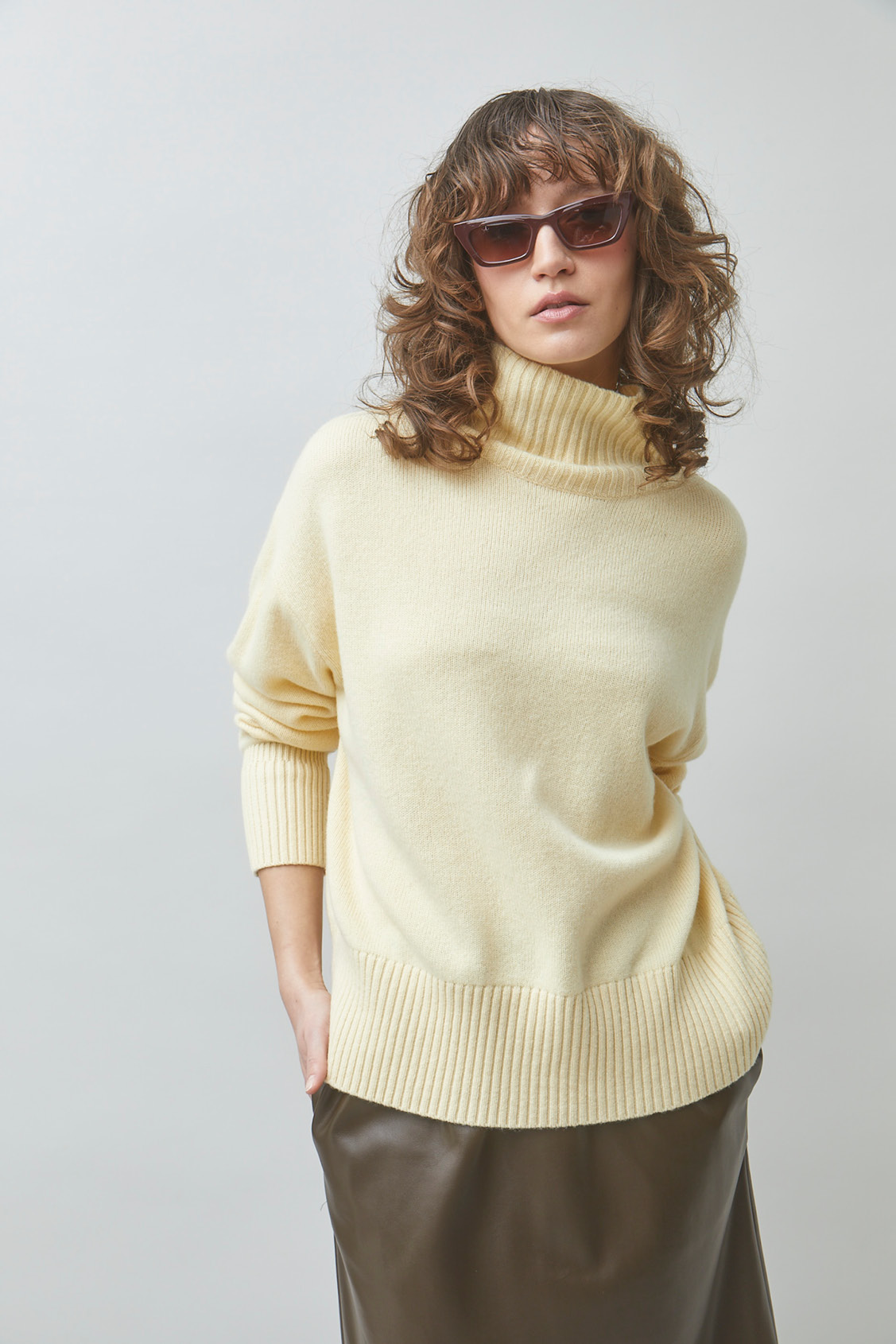 PALACE Pull col roulé en laine Jaune Suncoo