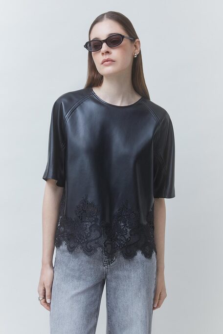 LONDON Blouse en simili cuir noir détails dentelle Noir Suncoo