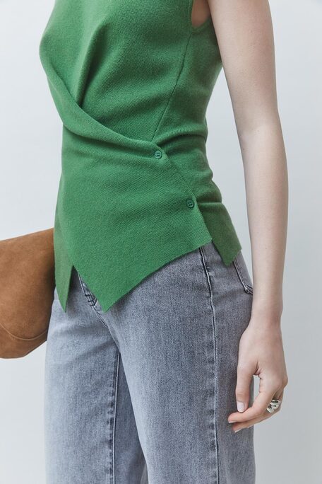 PASSO Pull vert sans manche coupe asymétrique Vert Suncoo