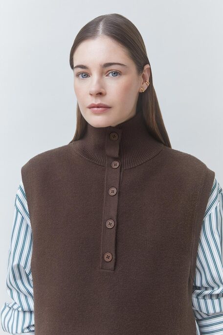 PACOMI Pull court boutonné sans manche Café Suncoo