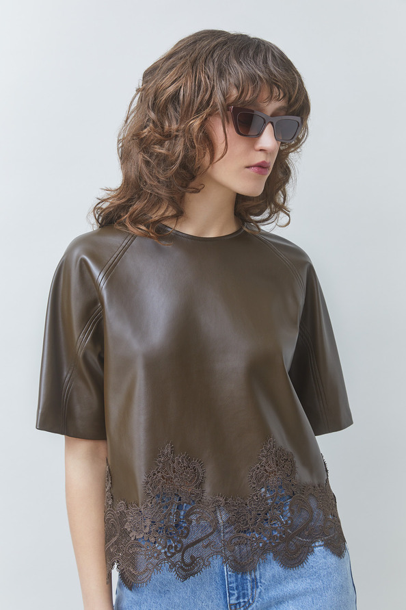 LONDON Blouse en simili cuir kaki d&eacute;tails dentelle Kaki Suncoo