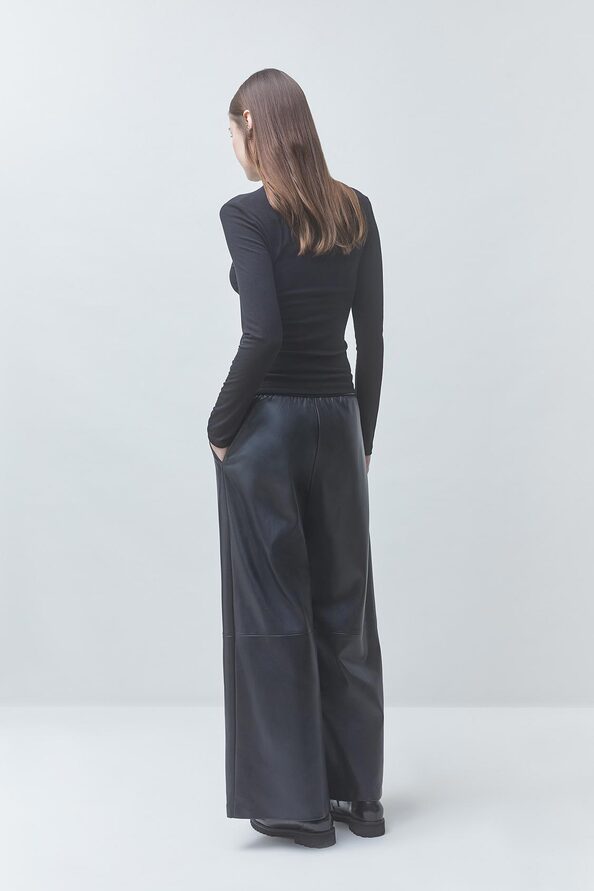 MIRKO Tee-shirt drap&eacute; noir Noir Suncoo