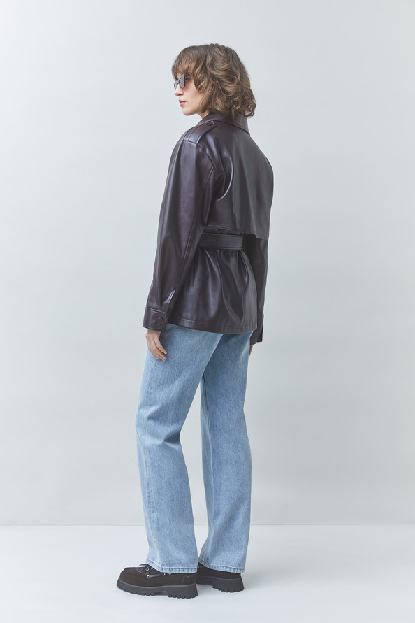 DANCE Veste courte ceintur&eacute;e en simili cuir Prune Suncoo